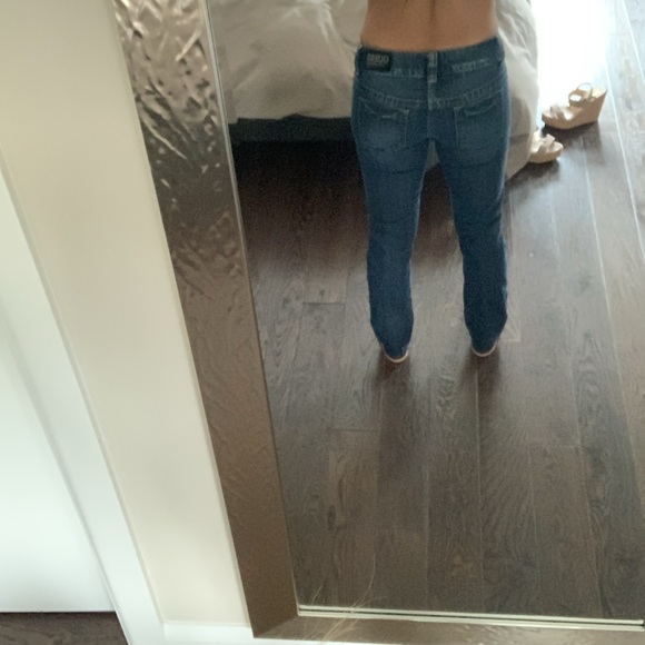 Women’s Guess Jeans - Picture 3 of 8